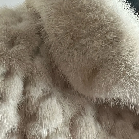 Vintage 80’s Sanger Harris Mink Coat - Picture 3 of 9